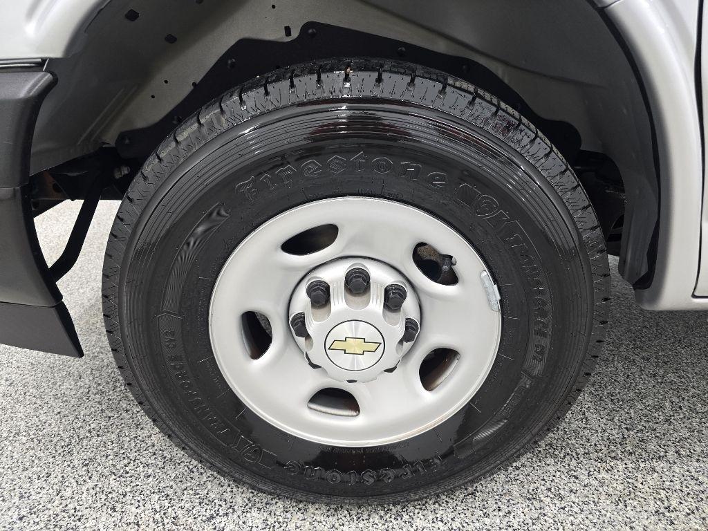 Chevrolet Express 2500 Cargo 2024