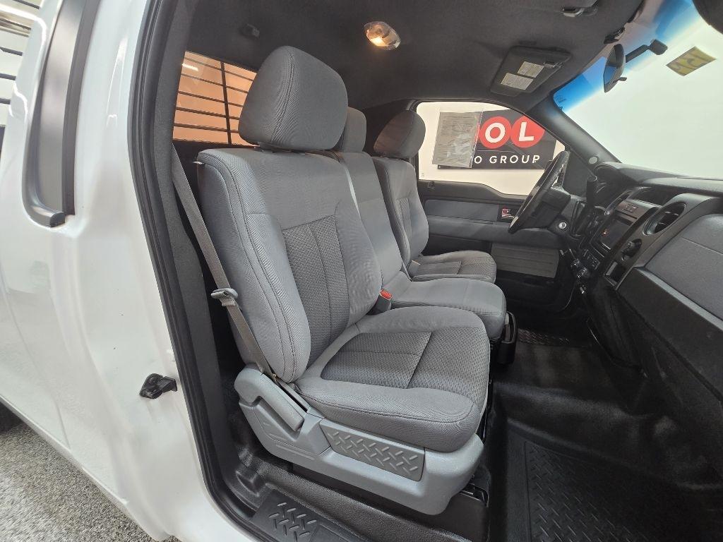 Ford F-150 XL 8-ft. Bed 2WD 2014