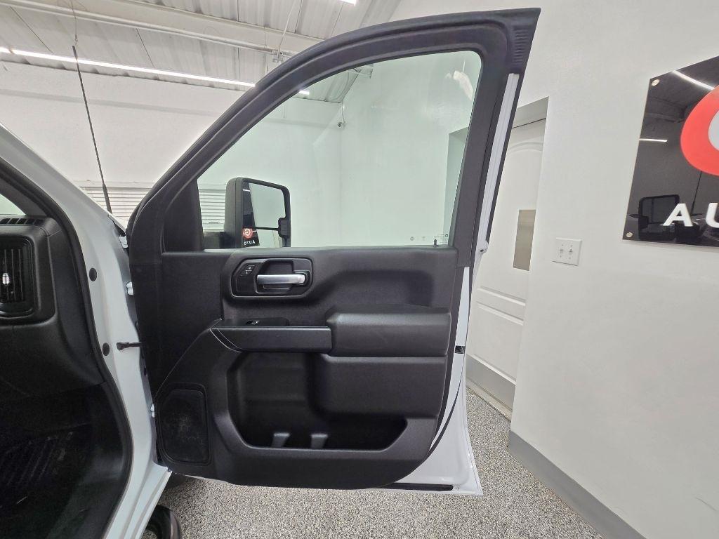 Chevrolet Silverado 2500HD Work Truck Crew Cab Short Box 2WD 2020