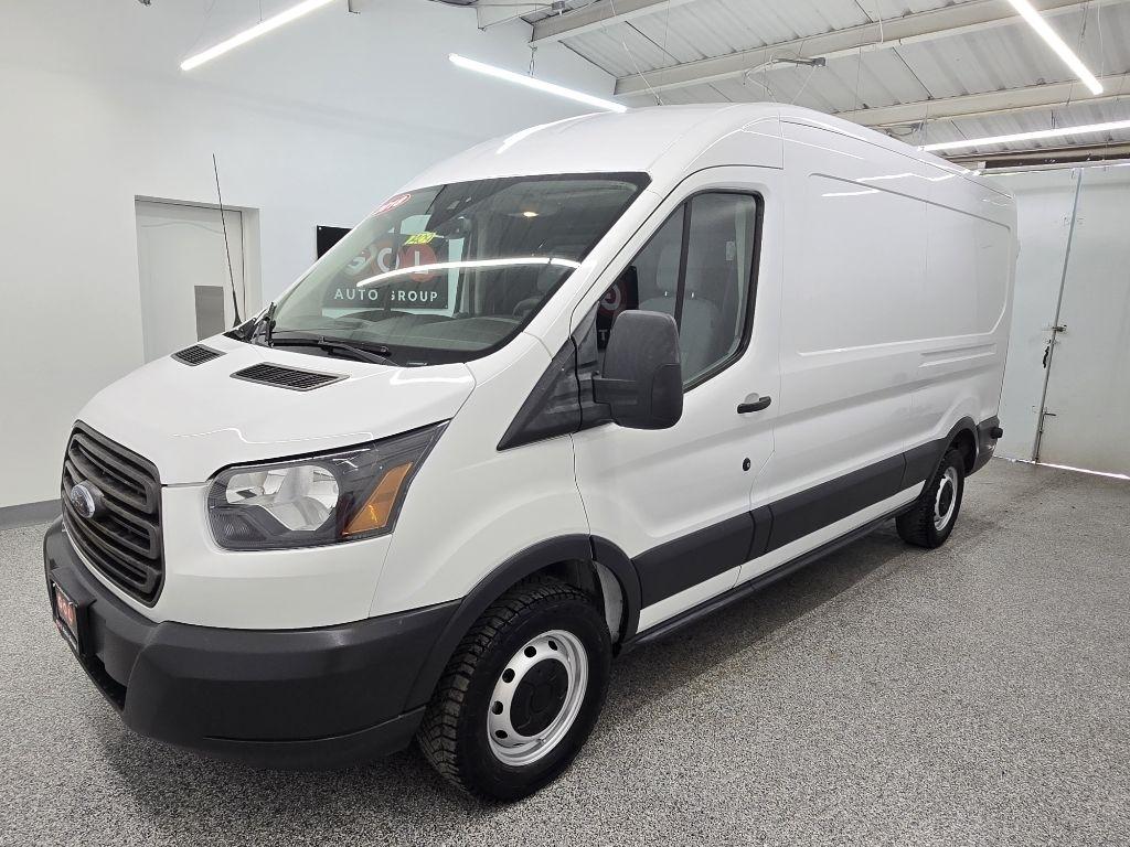 Ford Transit 150 Van Med. Roof w/Sliding Pass. 148-in. WB 2018