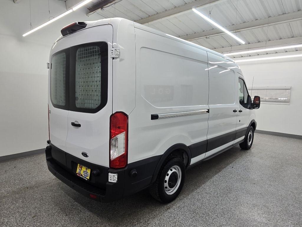 Ford Transit 150 Van Med. Roof w/Sliding Pass. 148-in. WB 2018