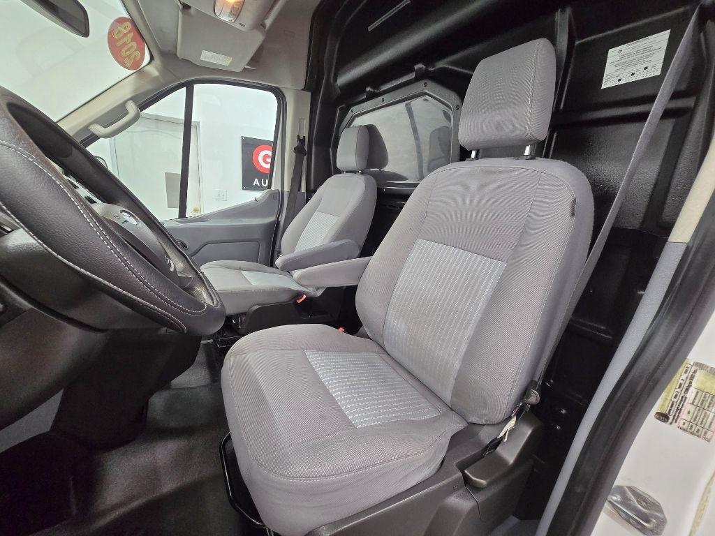 Ford Transit 150 Van Med. Roof w/Sliding Pass. 148-in. WB 2018