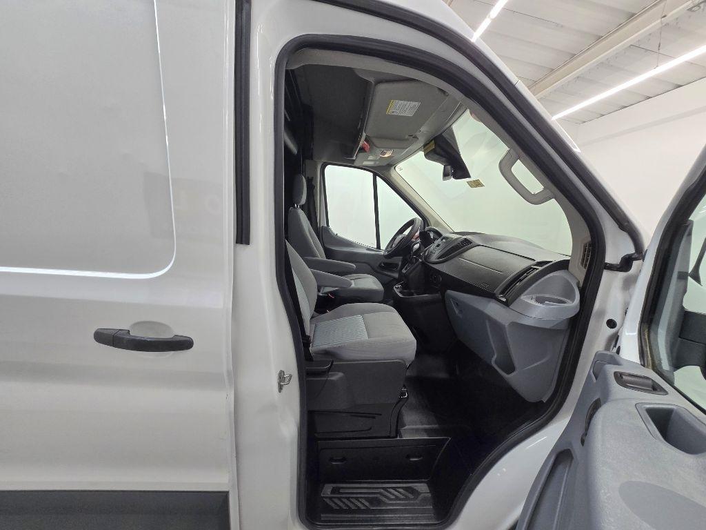 Ford Transit 150 Van Med. Roof w/Sliding Pass. 148-in. WB 2018