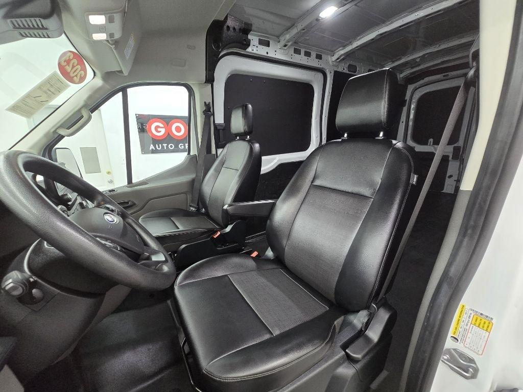 Ford Transit 350 Van Low Roof w/Sliding Pass. 130-in. WB 2023