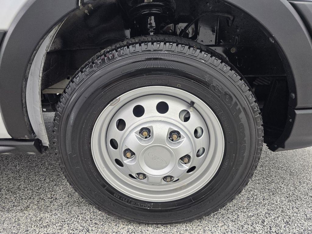 Ford Transit 350 Van Low Roof w/Sliding Pass. 130-in. WB 2023