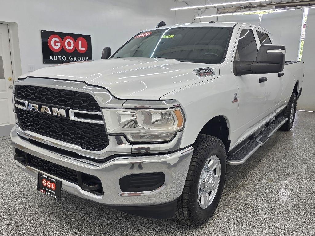RAM 2500 Tradesman Crew Cab LWB 4WD 2023