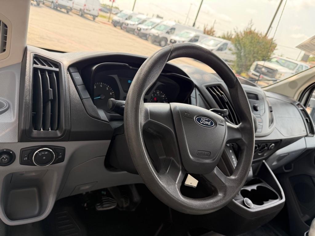 Ford Transit 250 2017
