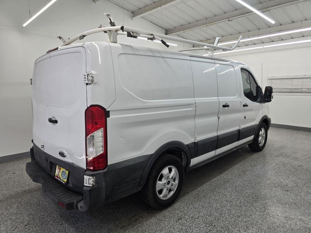 Ford Transit 150 Van Low Roof 60/40 Pass. 130-in. WB 2018