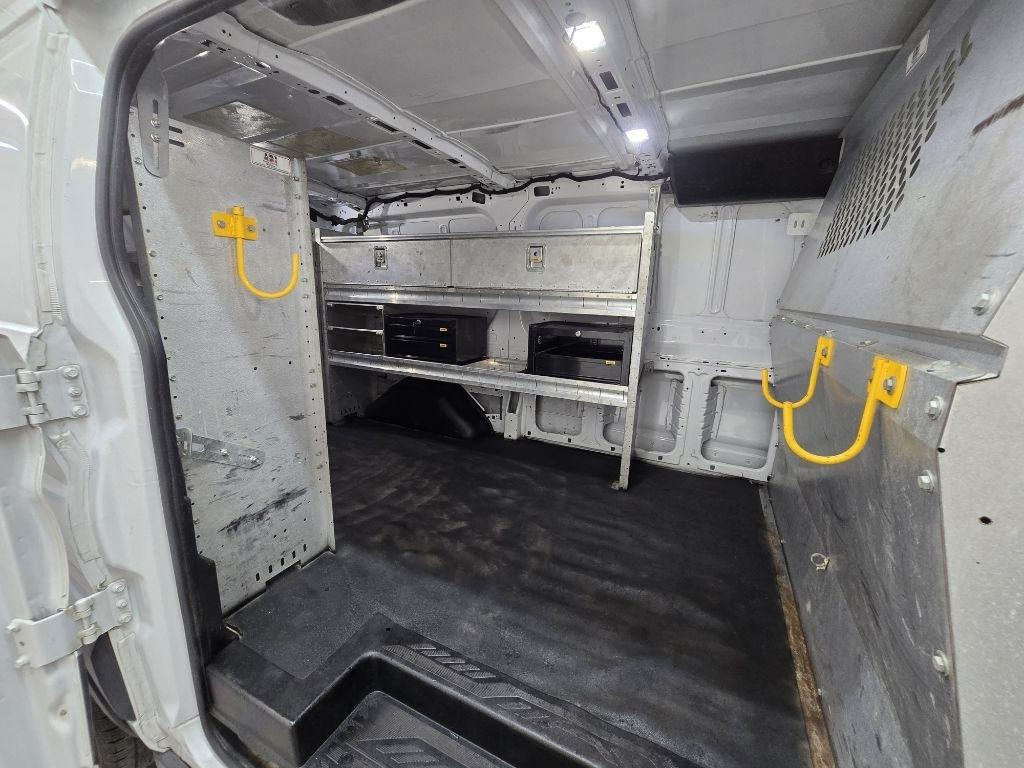 Ford Transit 150 Van Low Roof 60/40 Pass. 130-in. WB 2018