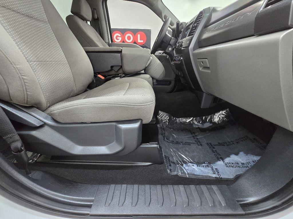 Ford F-250 SD XL Crew Cab 4WD 2022