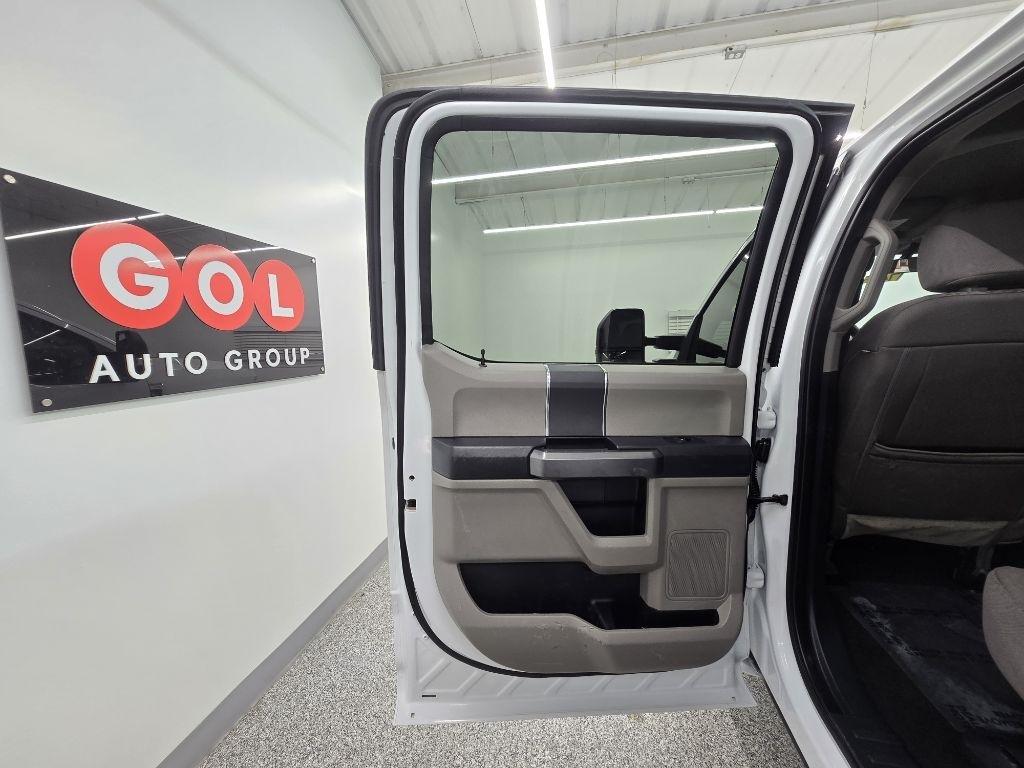 Ford F-250 SD XL Crew Cab 4WD 2022