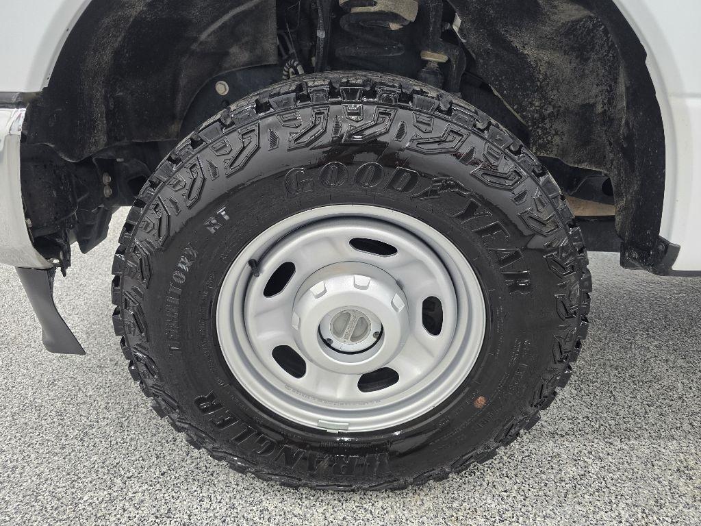 Ford F-250 SD XL Crew Cab 4WD 2022