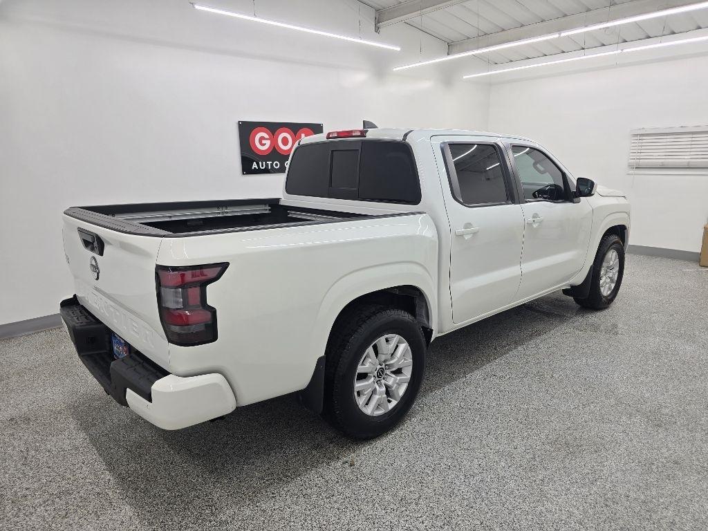 Nissan Frontier SV Crew Cab 2WD 2022