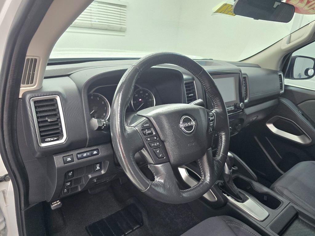 Nissan Frontier SV Crew Cab 2WD 2022