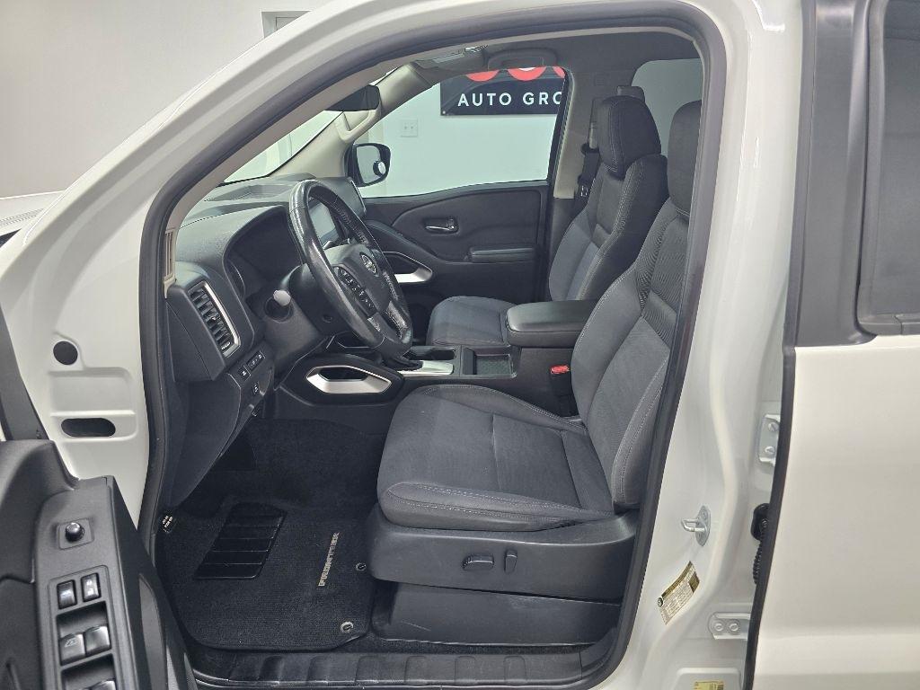 Nissan Frontier SV Crew Cab 2WD 2022