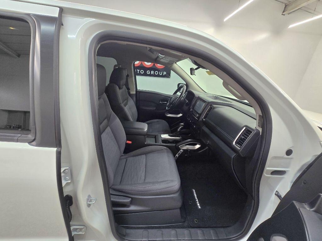 Nissan Frontier SV Crew Cab 2WD 2022