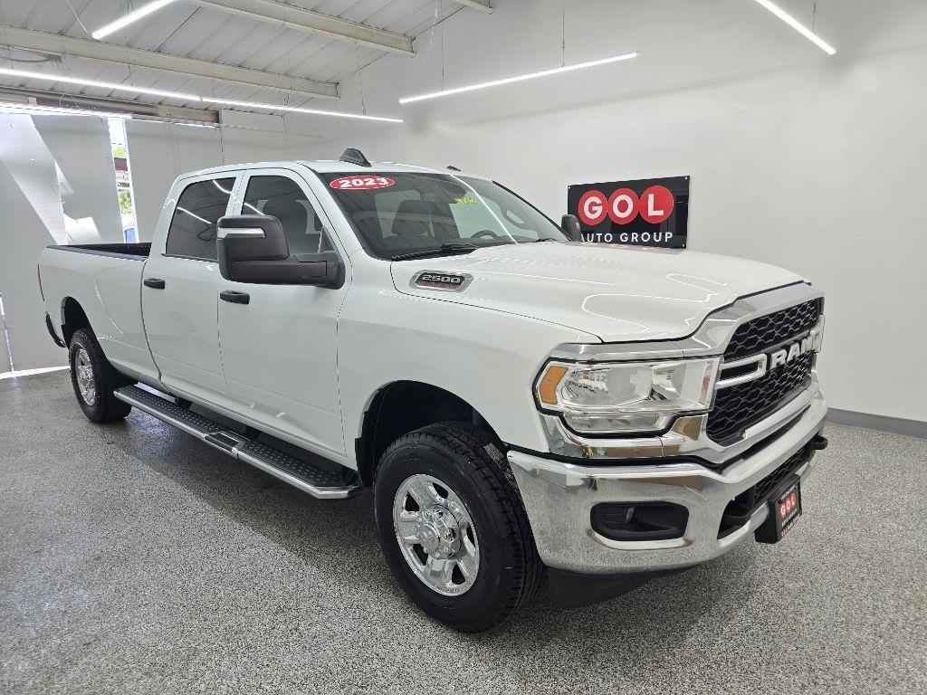 RAM 2500 Tradesman Crew Cab LWB 4WD 2023