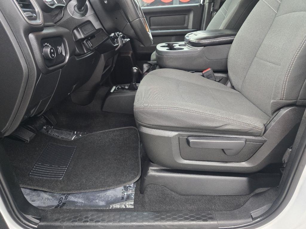 RAM 2500 Tradesman Crew Cab LWB 4WD 2023