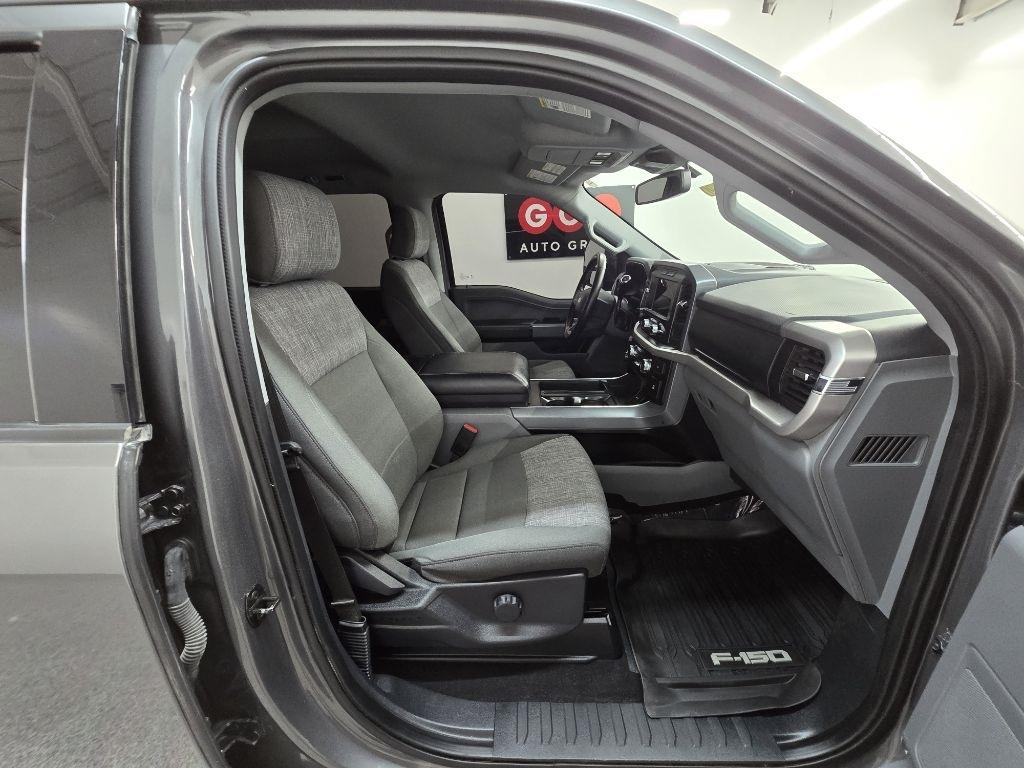 Ford F-150 Lariat SuperCrew 5.5-ft. Bed 4WD 2023