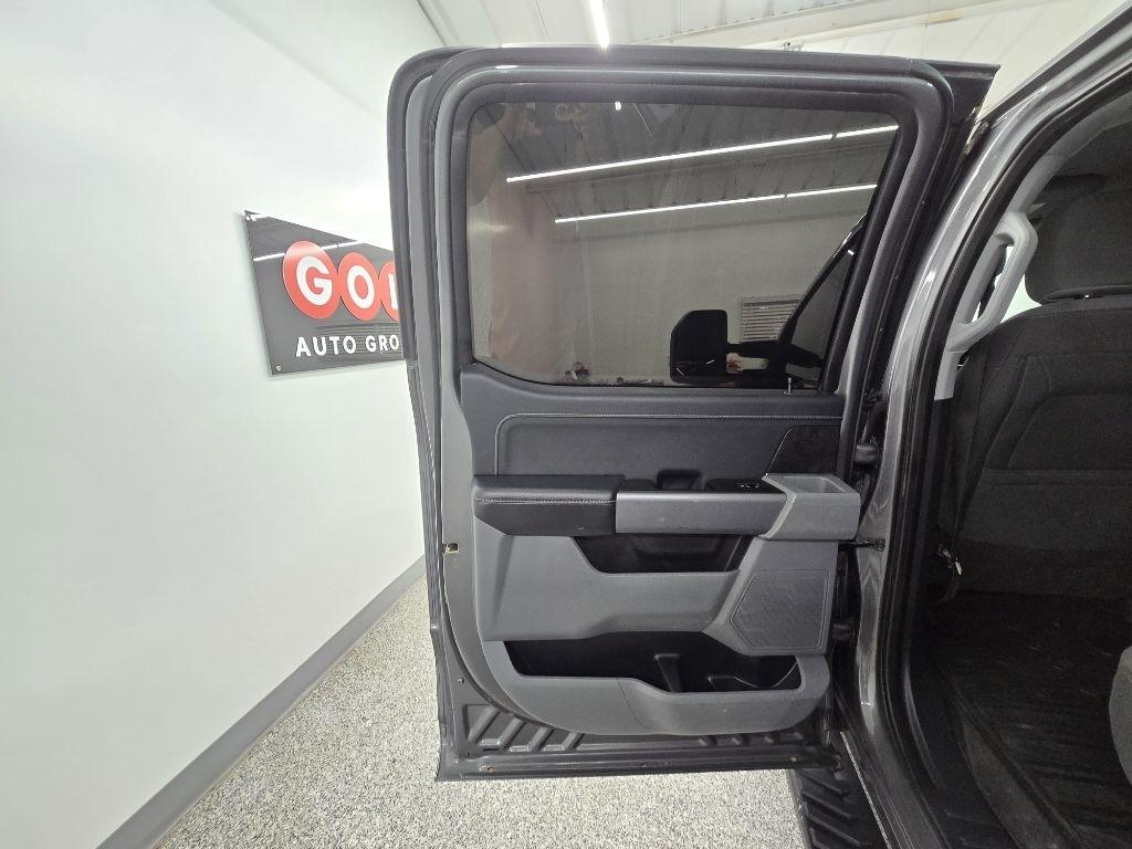 Ford F-150 Lariat SuperCrew 5.5-ft. Bed 4WD 2023