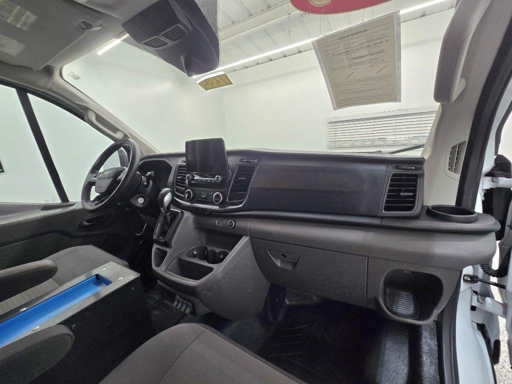 Ford Transit 250 Van Low Roof w/Sliding Pass. 130-in. WB 2020