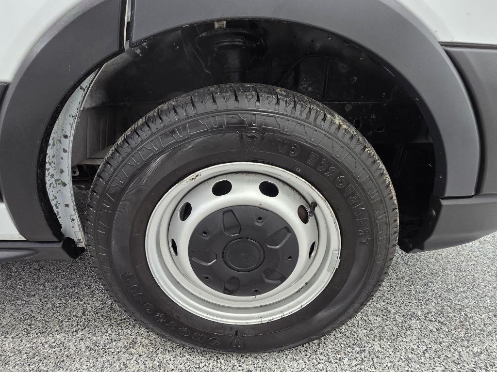 Ford Transit 250 Van Low Roof w/Sliding Pass. 130-in. WB 2020