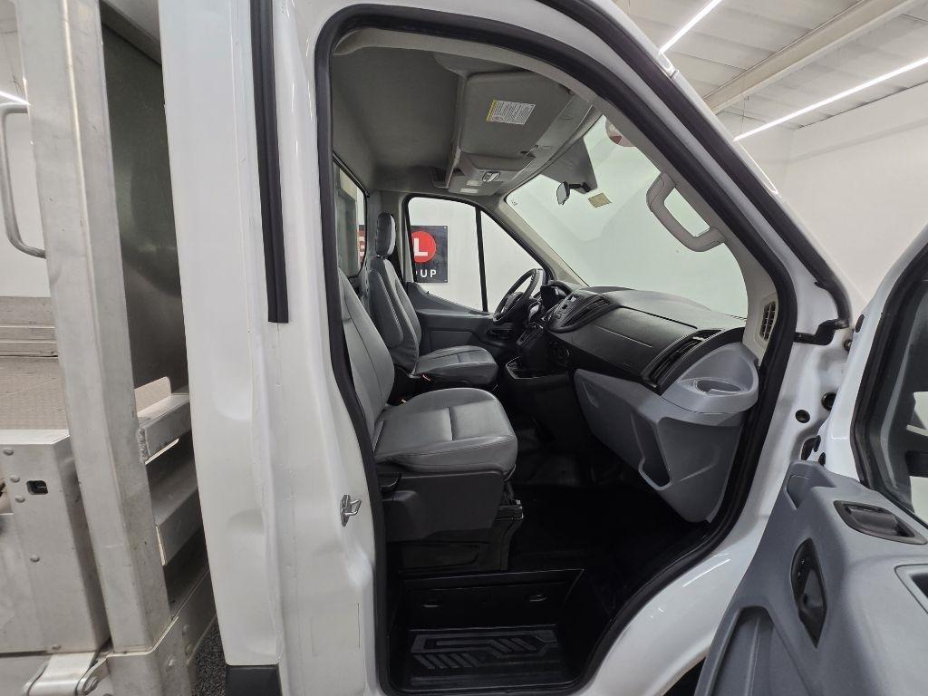 Ford Transit T-250 2017