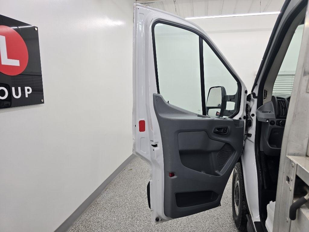 Ford Transit T-250 2017