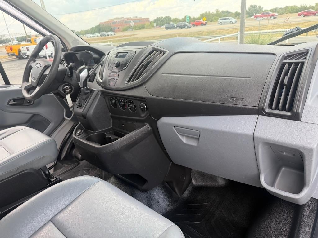 Ford Transit T-250 2017