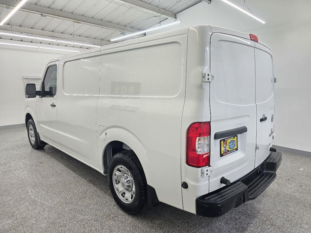 Nissan NV Cargo 2500 HD SV V6 2019
