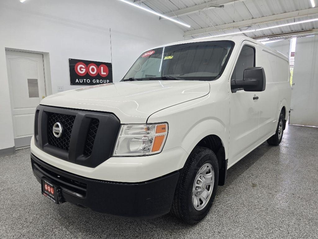 Nissan NV Cargo 2500 HD SV V6 2019