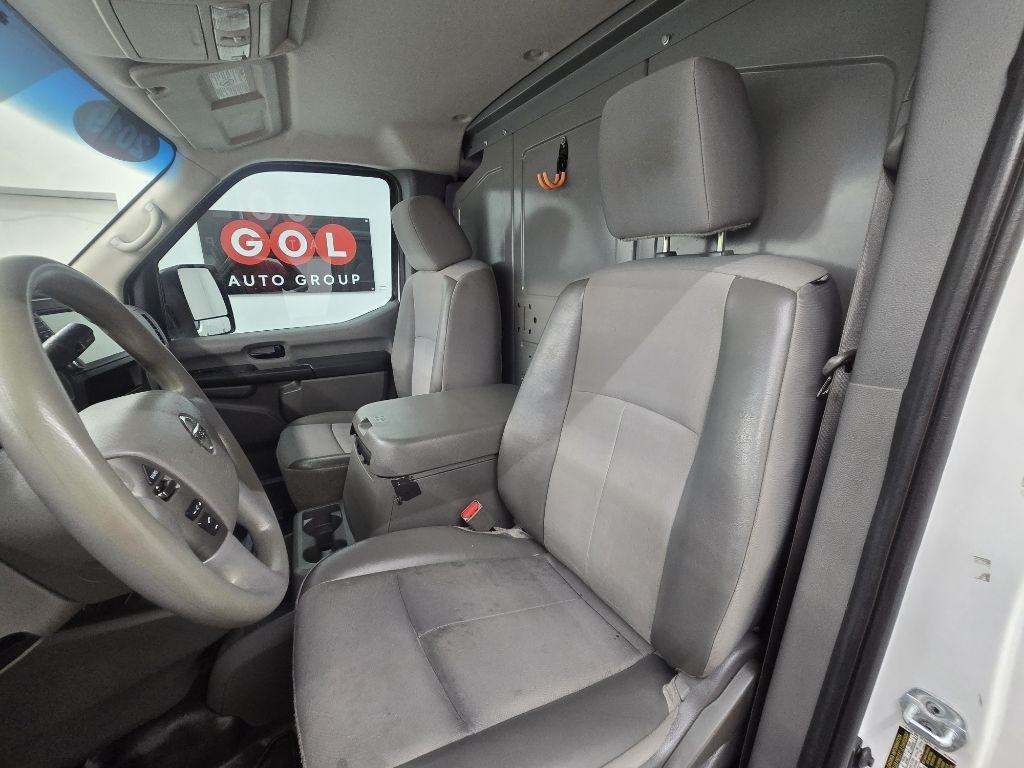 Nissan NV Cargo 2500 HD SV V6 2019