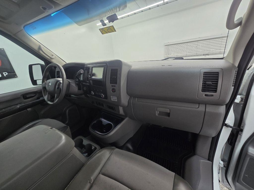 Nissan NV Cargo 2500 HD SV V6 2019