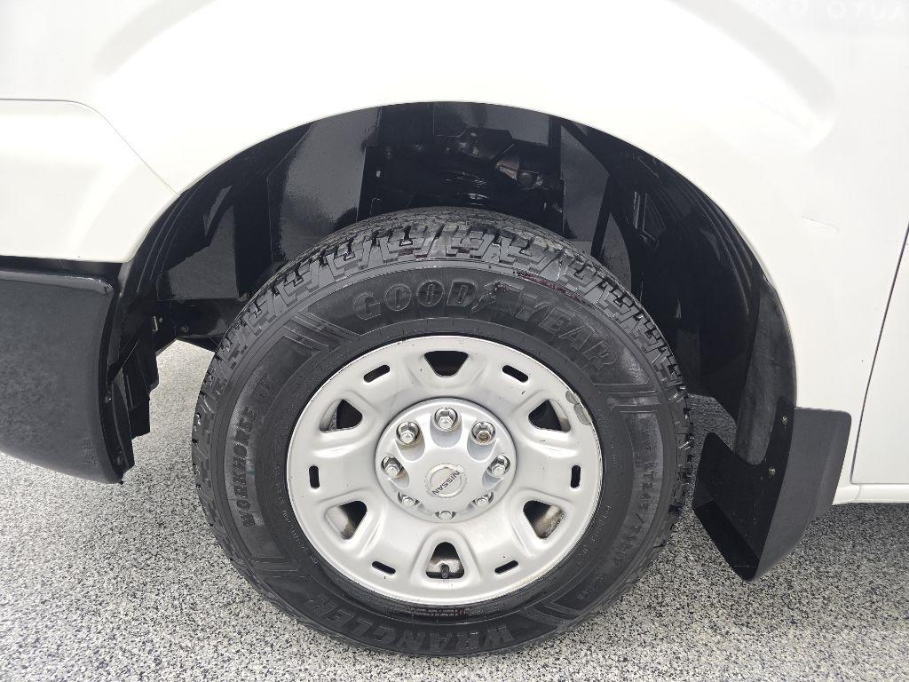 Nissan NV Cargo 2500 HD SV V6 2019