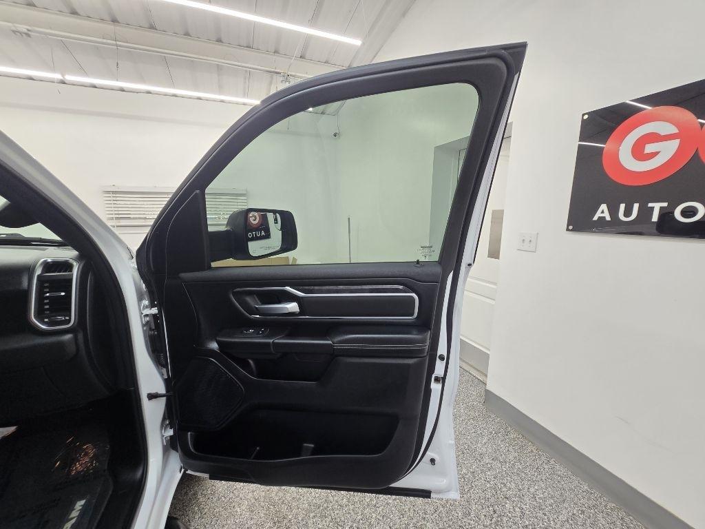 RAM 1500 Lone Star 4x4 Crew Cab 5'7" Box 2024