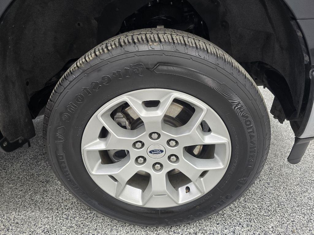 Ford F-150 2WD SuperCrew 145" XLT 2021
