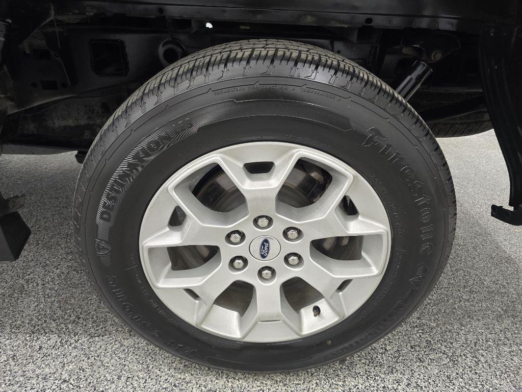 Ford F-150 2WD SuperCrew 145" XLT 2021