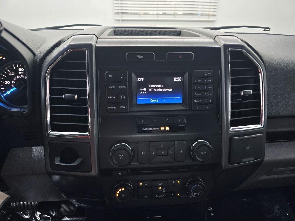 Ford F-150 XLT 2WD SuperCab 6.5' Box 2015