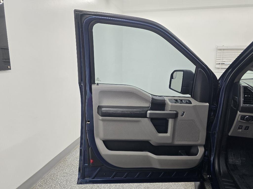 Ford F-150 XLT 2WD SuperCab 6.5' Box 2015