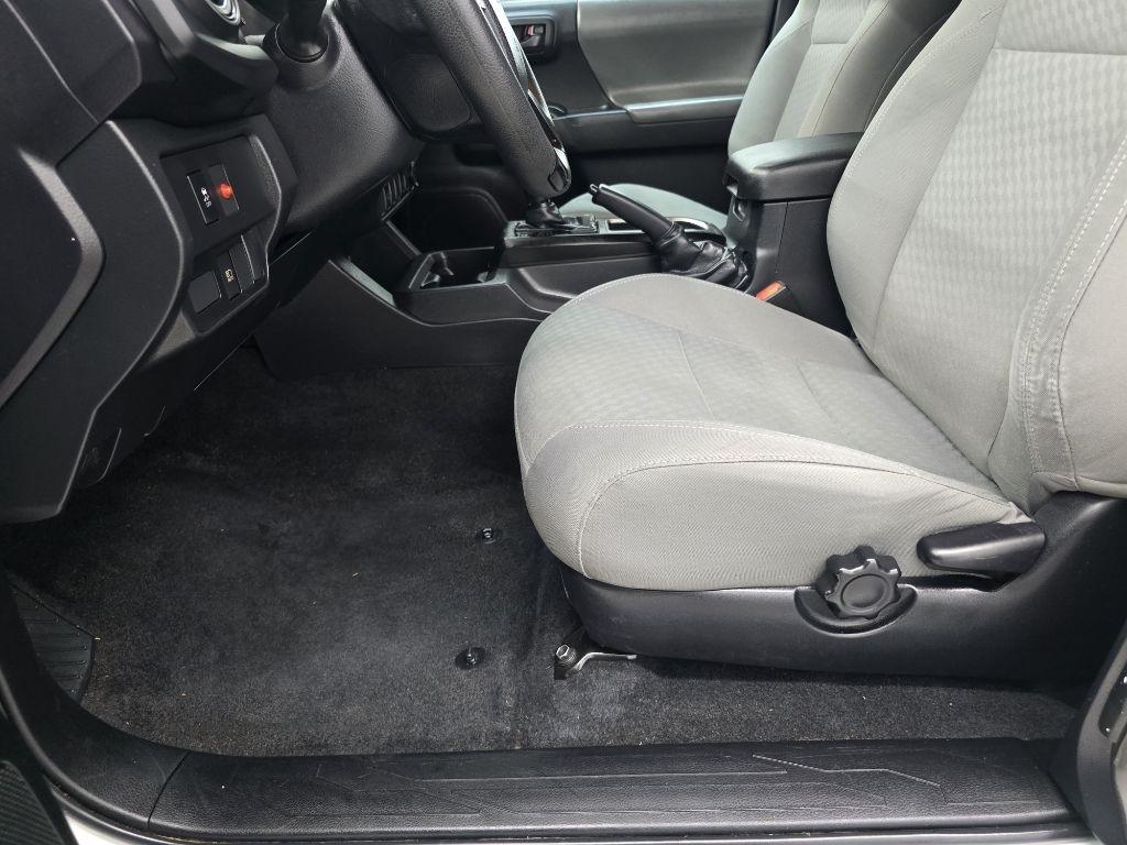 Toyota Tacoma SR Access Cab 2022