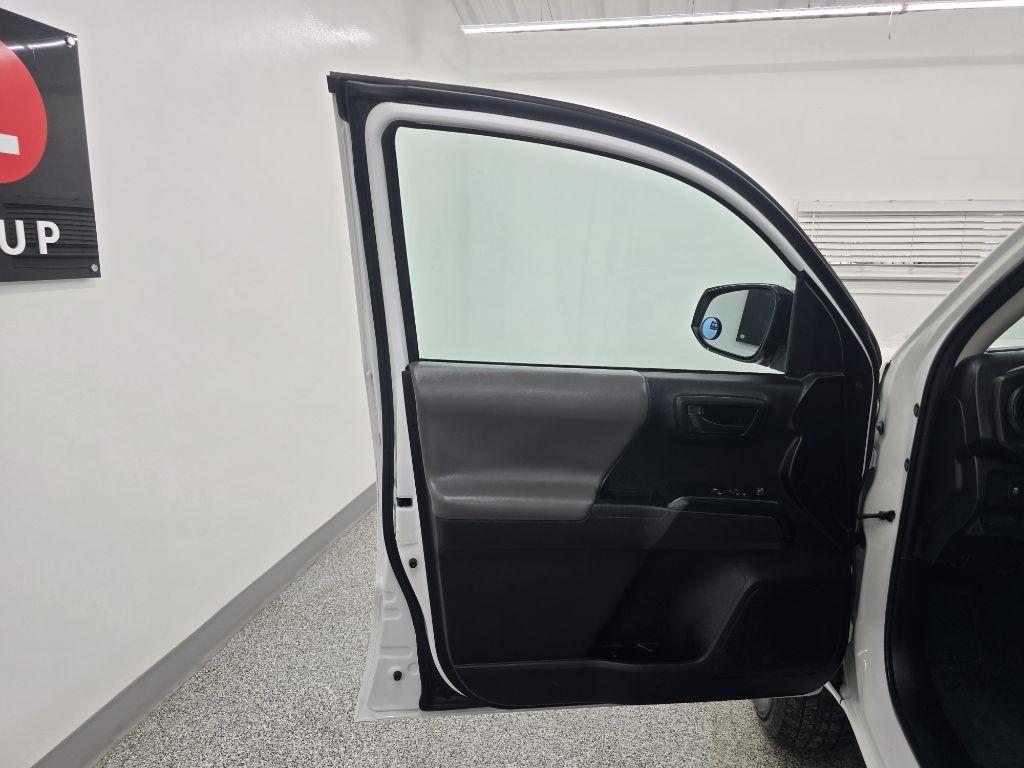 Toyota Tacoma SR Access Cab 2022