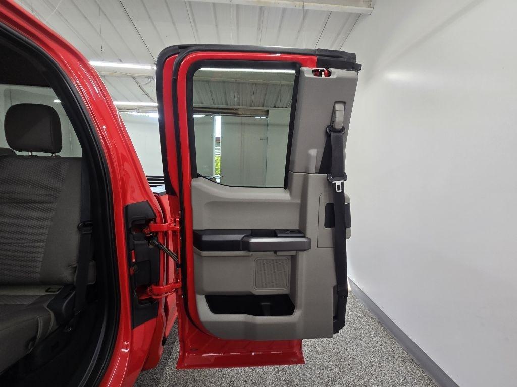 Ford F-250 SD XLT SuperCab Long Bed 4WD 2022