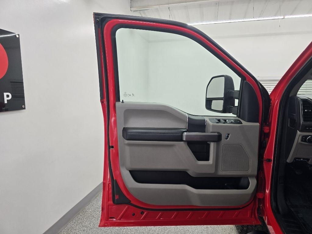 Ford F-250 SD XLT SuperCab Long Bed 4WD 2022