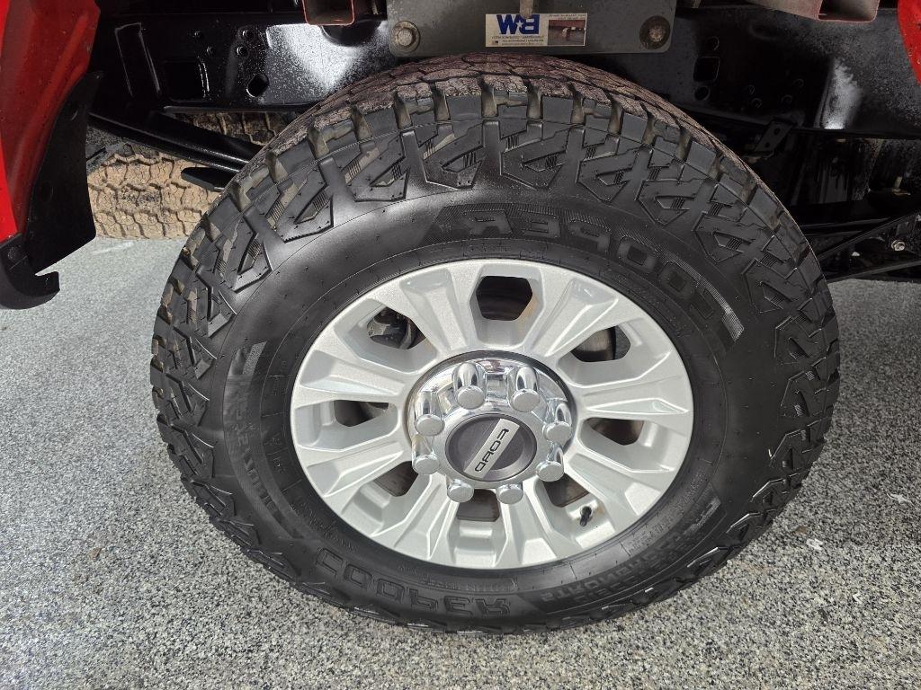 Ford F-250 SD XLT SuperCab Long Bed 4WD 2022