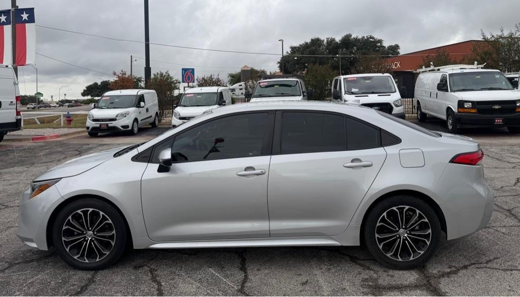 Toyota Corolla LE 2022