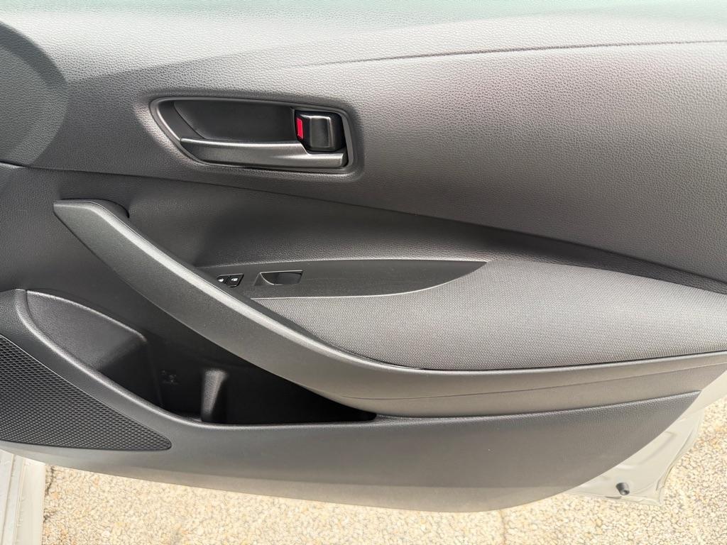 Toyota Corolla LE 2022