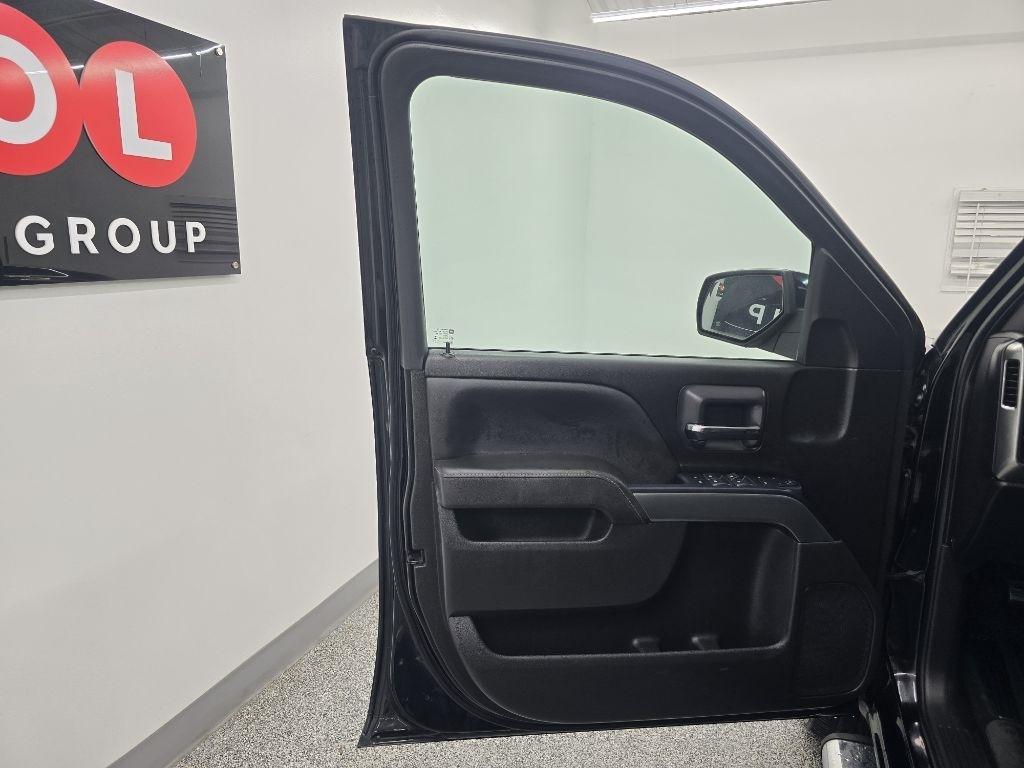 Chevrolet Silverado 1500 LT Crew Cab 2WD 2017