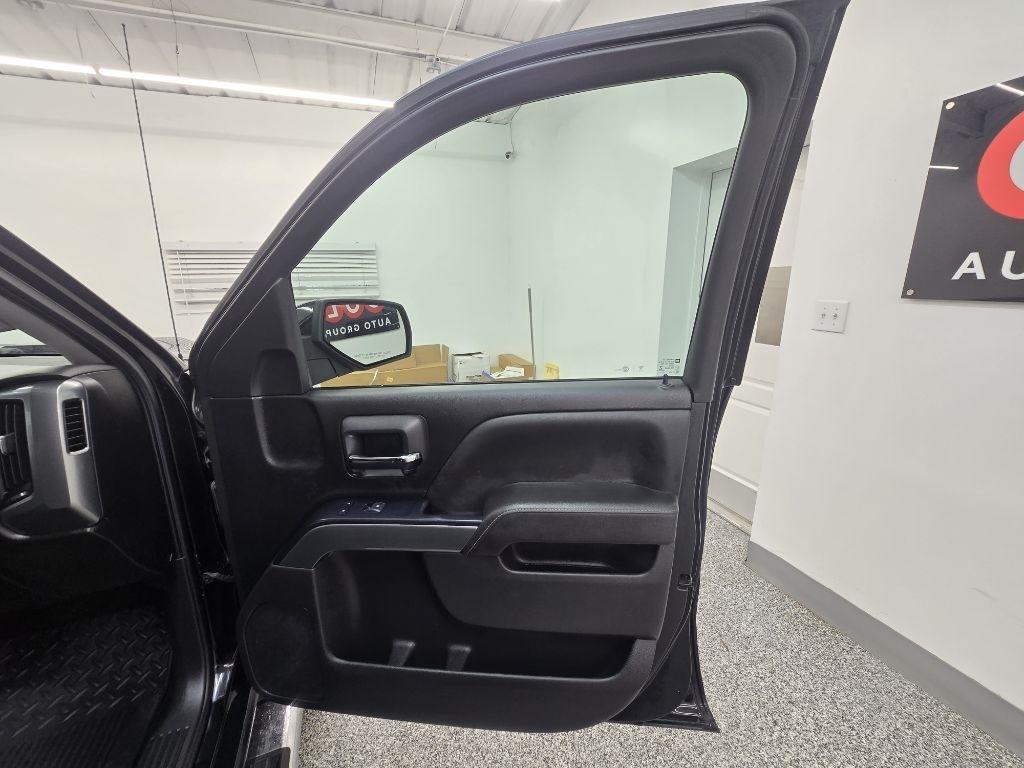 Chevrolet Silverado 1500 LT Crew Cab 2WD 2017