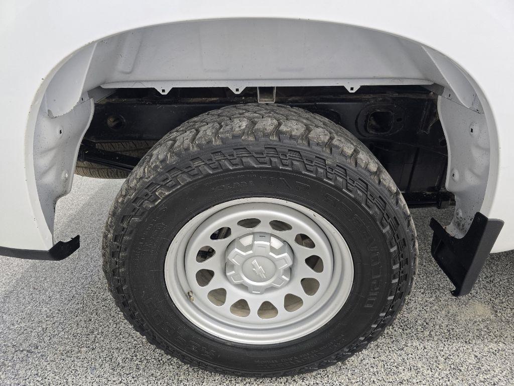 Chevrolet Silverado 1500 Work Truck Crew Cab 4WD 2023