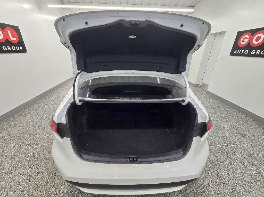 Toyota Corolla L 2022